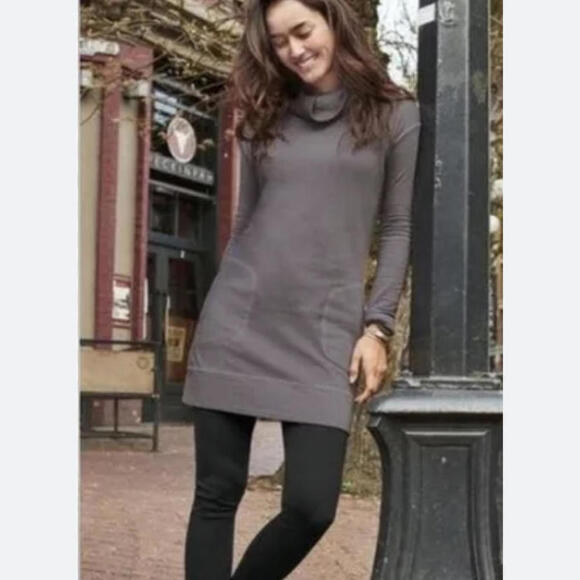 ATHLETA dark gray long sleeve turtleneck sweater - Picture 1 of 7